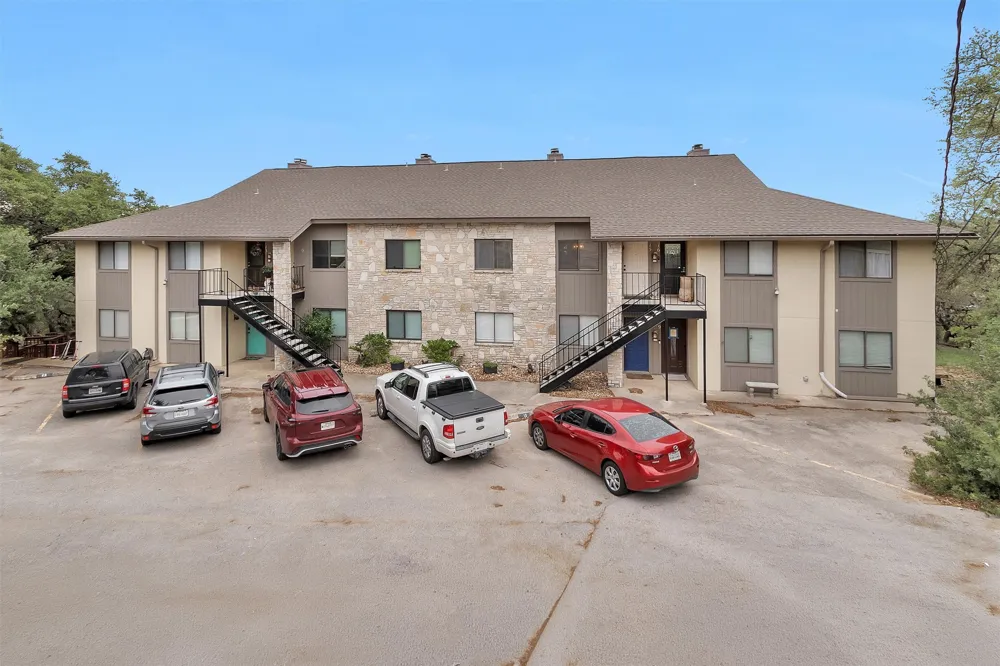 1226 Cougar Drive #15 Canyon Lake, TX 78133