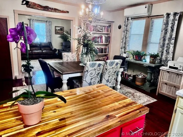 406 W Broadway Street S Marietta, OK 73448
