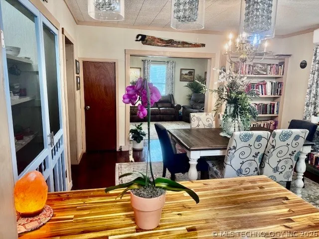 406 W Broadway Street S Marietta, OK 73448