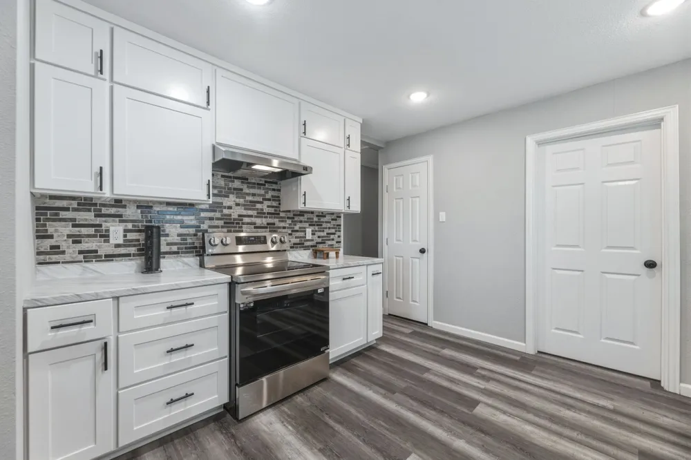 535 S Belknap Street Mexia, TX 76667