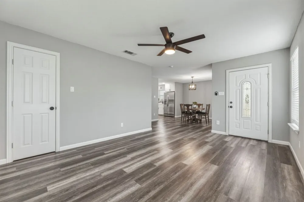 535 S Belknap Street Mexia, TX 76667