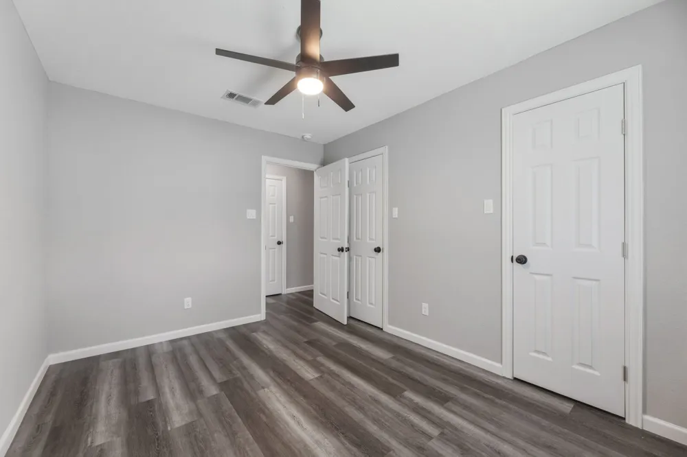 535 S Belknap Street Mexia, TX 76667