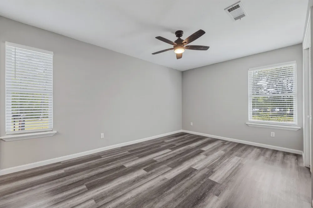 535 S Belknap Street Mexia, TX 76667