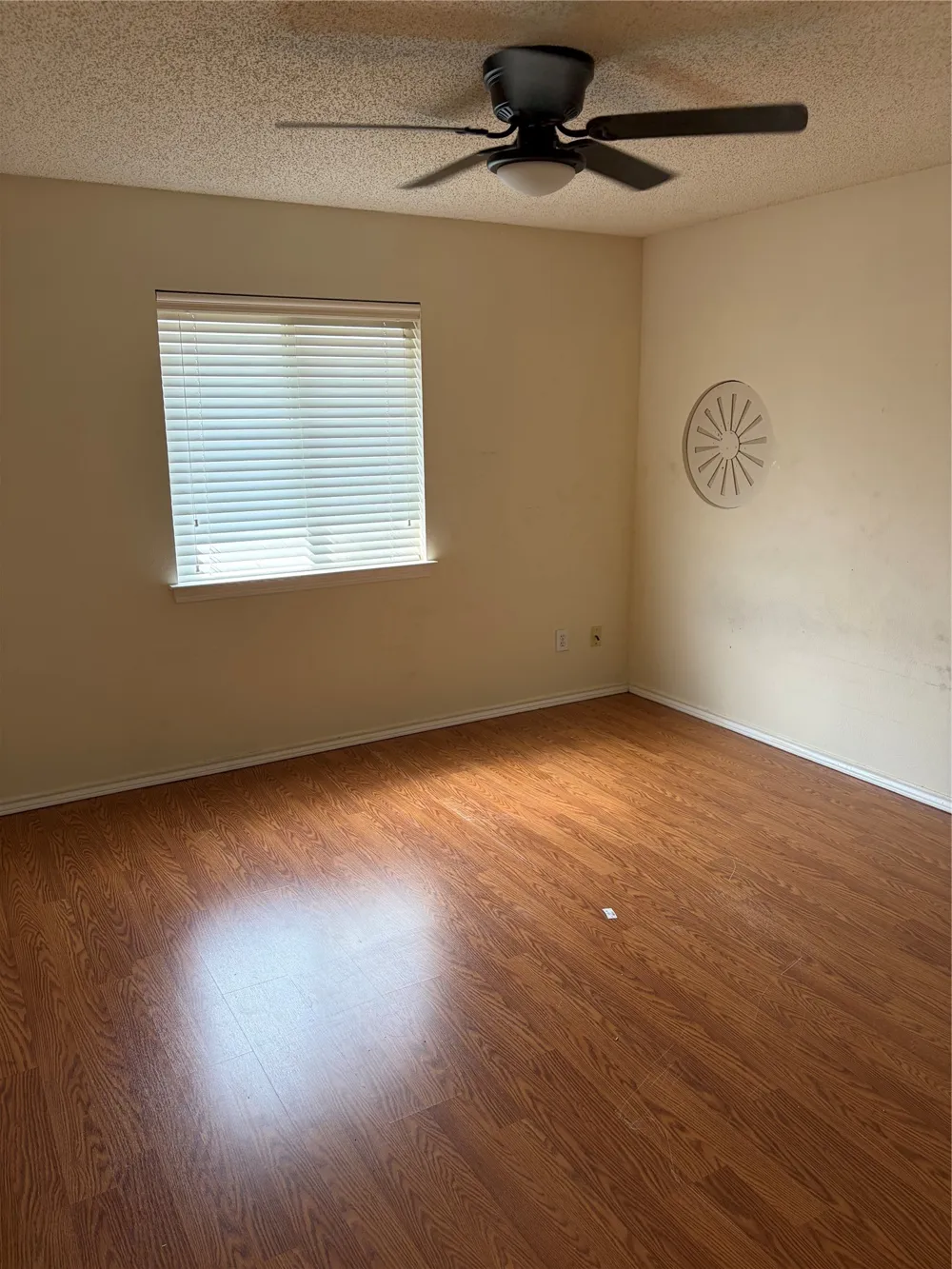 1403 Lakeshore Drive Irving, TX 75060
