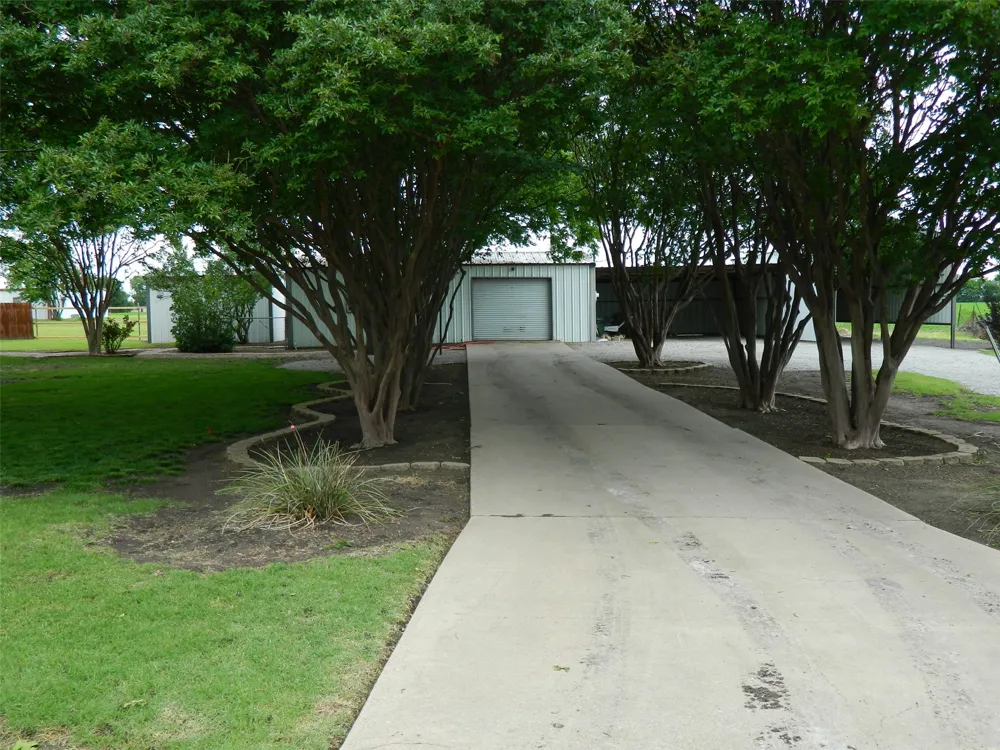 1004 Palamino Drive Leonard, TX 75452
