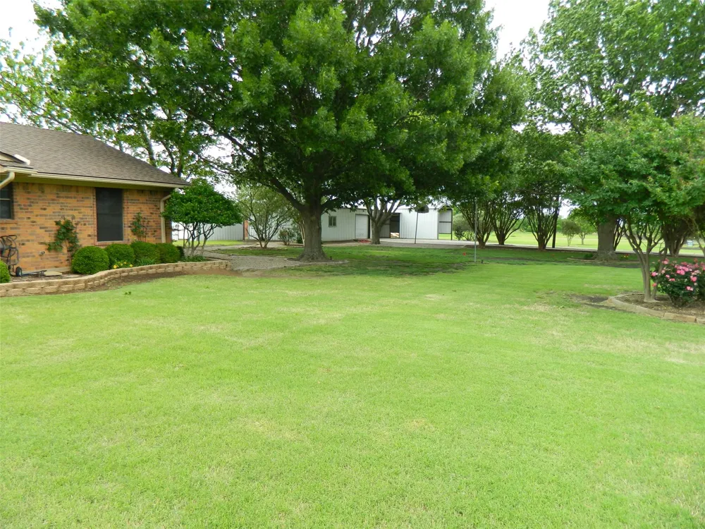 1004 Palamino Drive Leonard, TX 75452