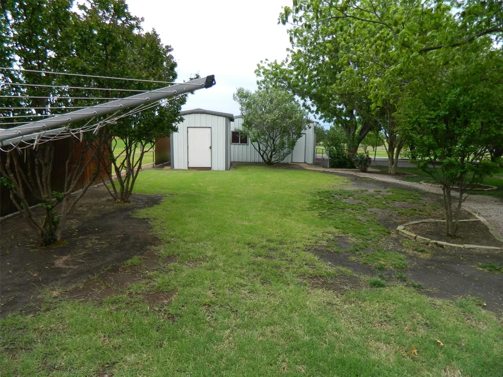 1004 Palamino Drive Leonard, TX 75452
