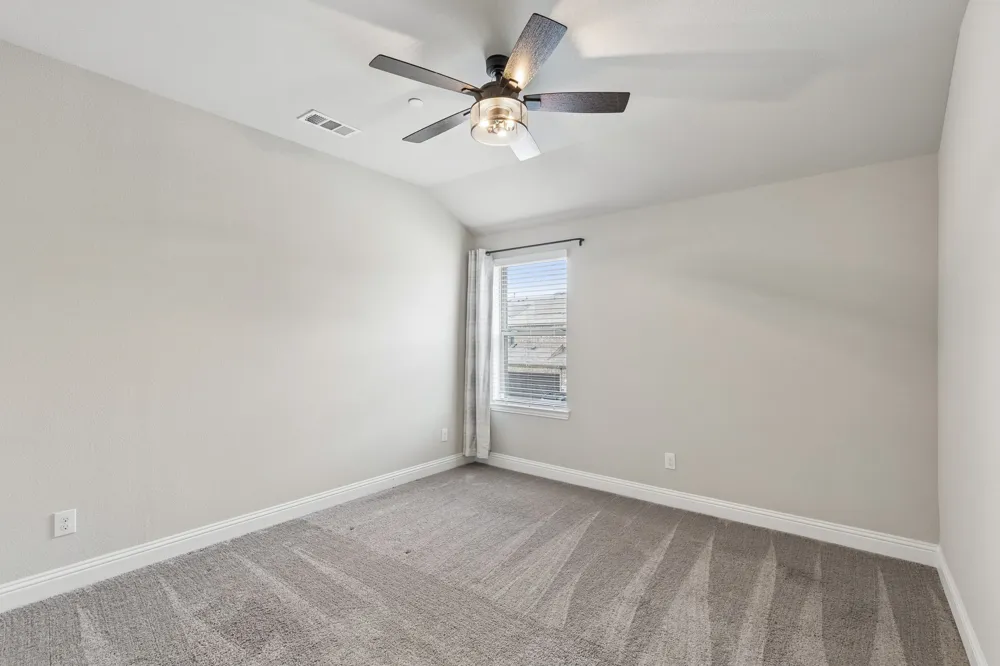 911 Ponds Edge Lane Euless, TX 76040