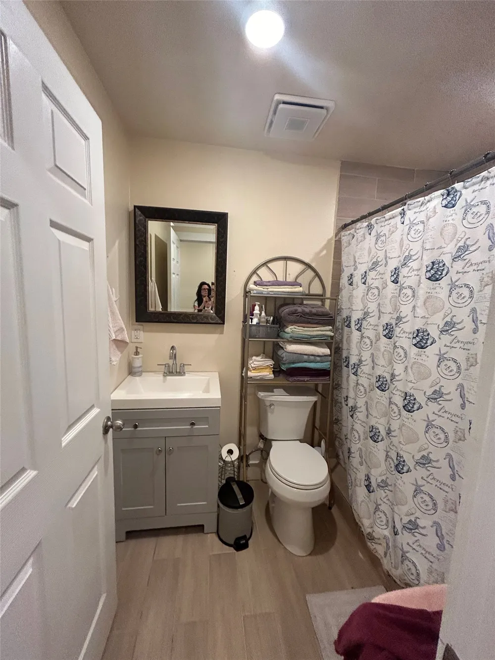 214 County Road 4870 Newark, TX 76071