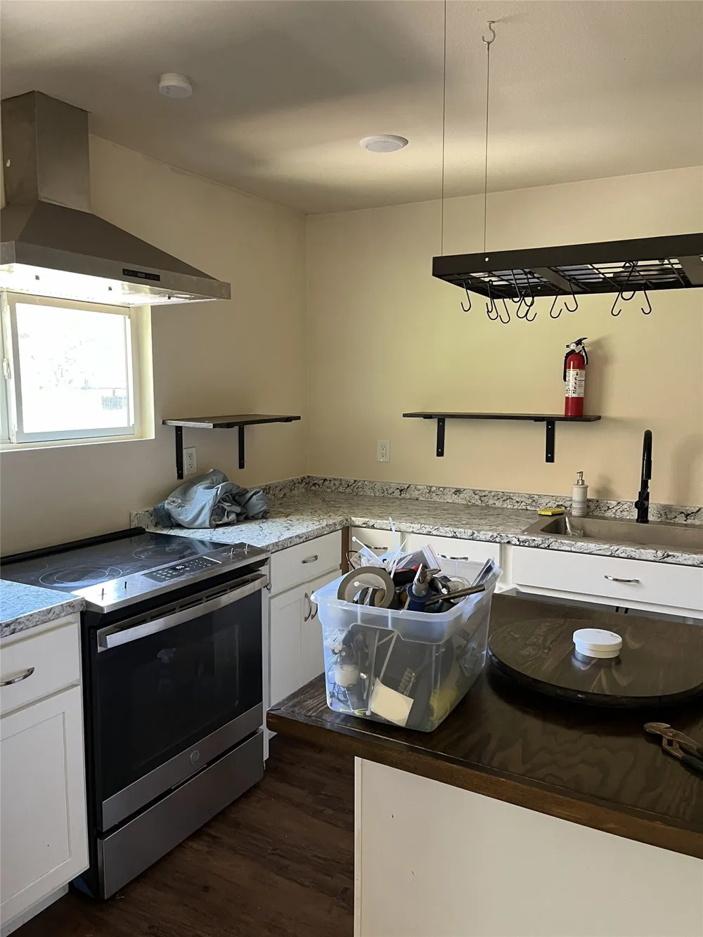 214 County Road 4870 Newark, TX 76071