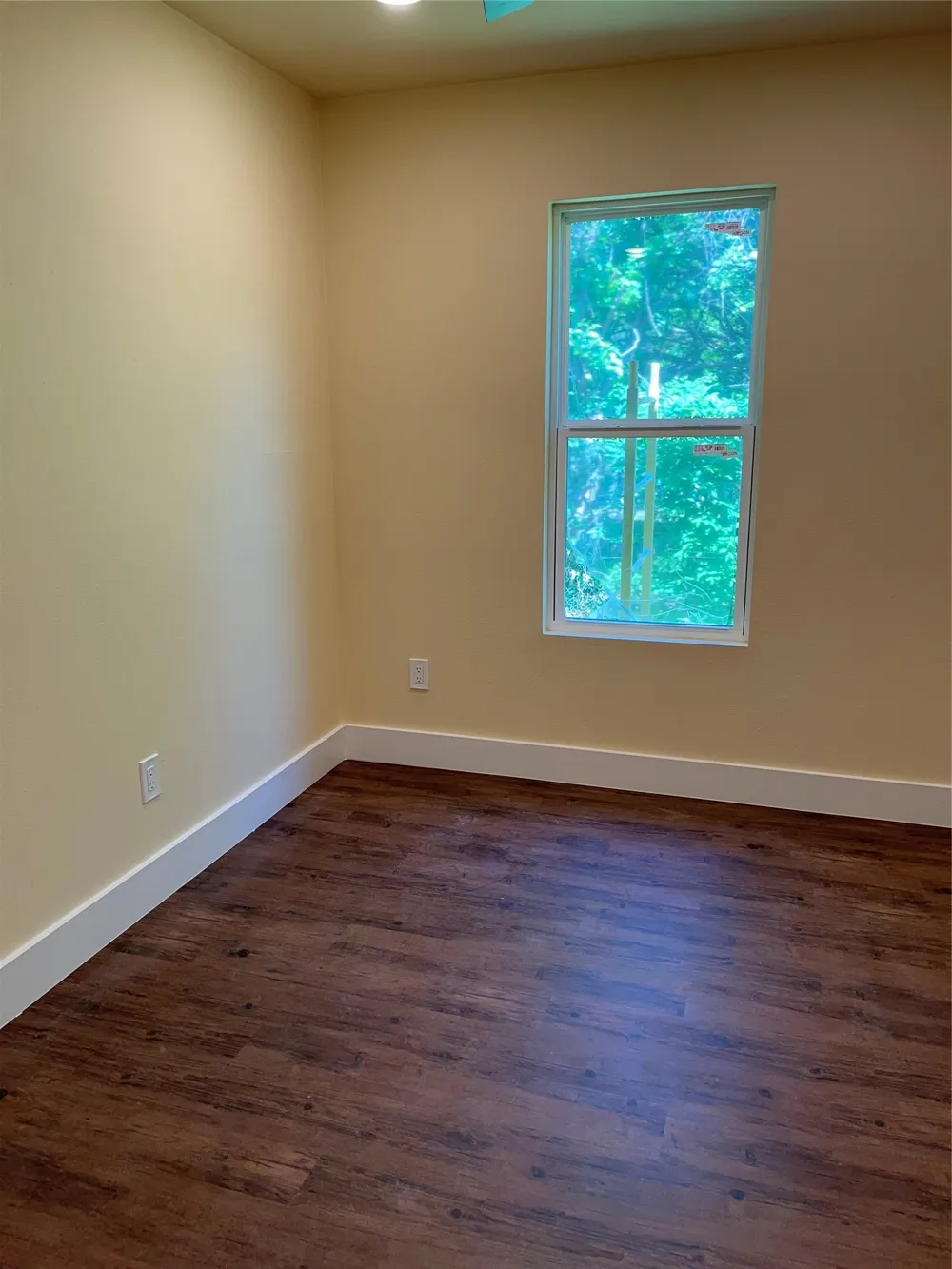 214 County Road 4870 Newark, TX 76071