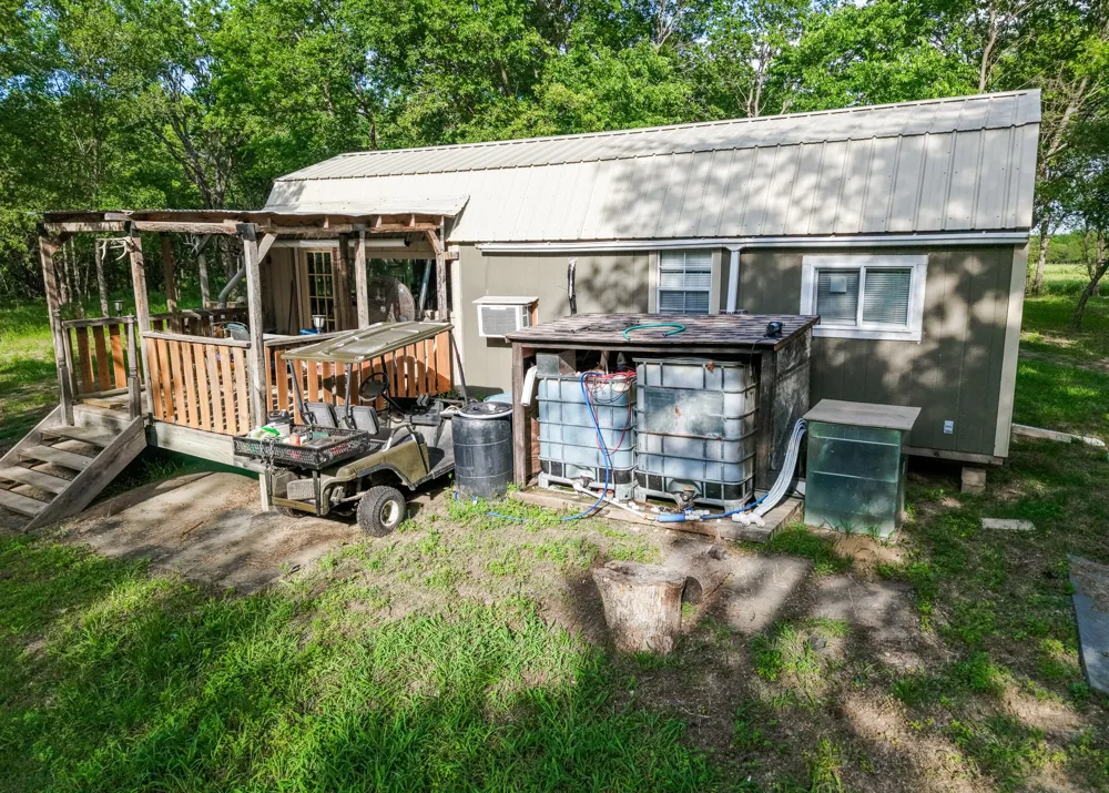102 County Road 2344 Richland, TX 76681