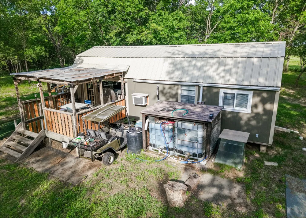 102 County Road 2344 Richland, TX 76681