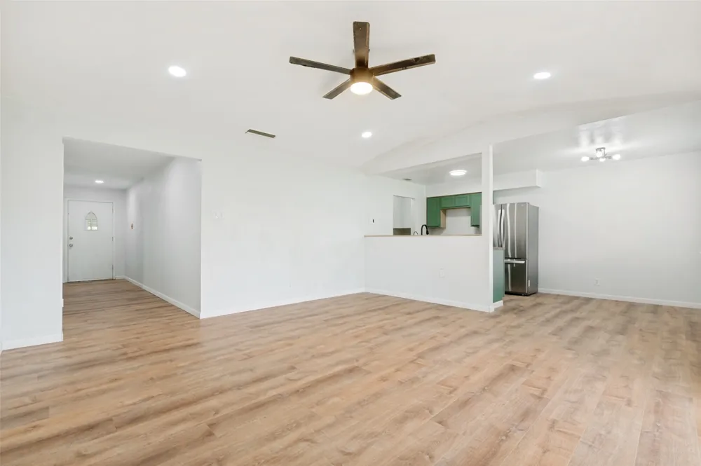 2654 Arlington Lane Lancaster, TX 75134
