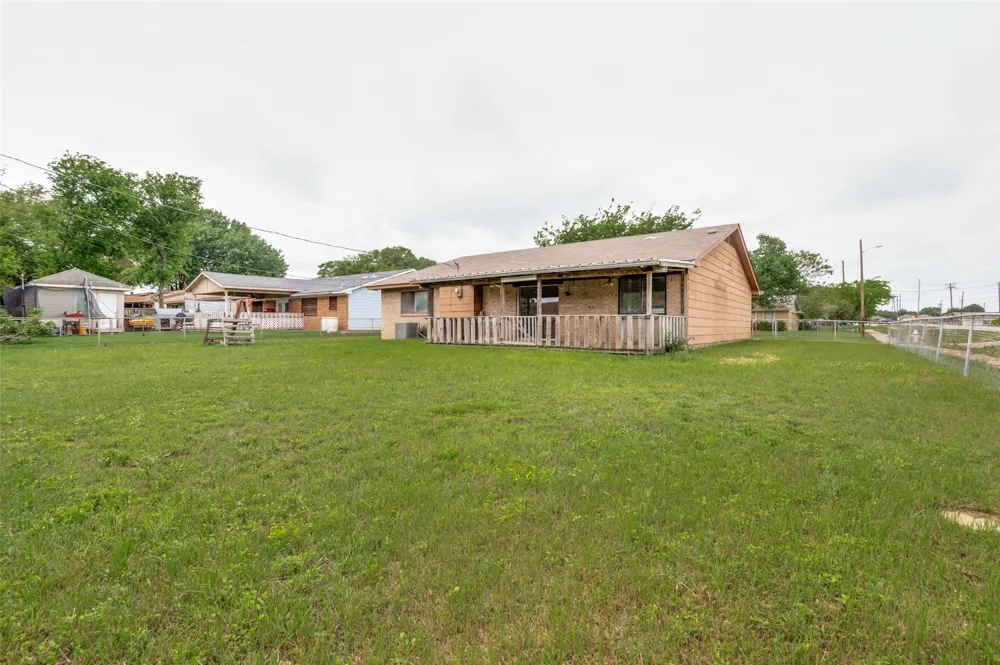 2654 Arlington Lane Lancaster, TX 75134
