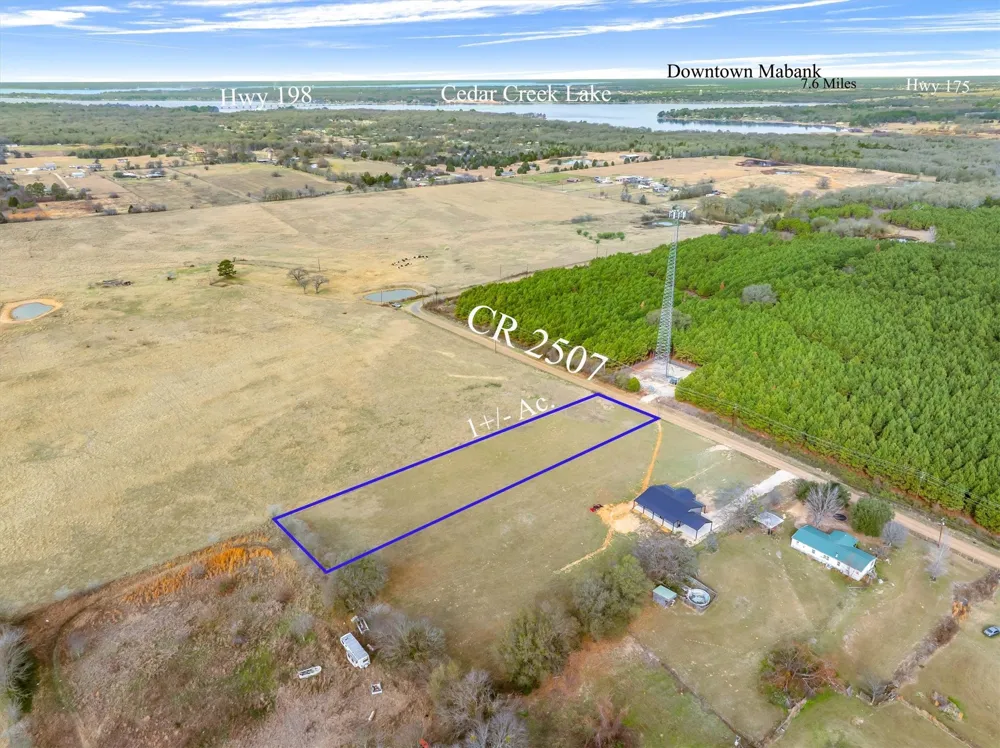 17555 County Road 2507 Eustace, TX 75124
