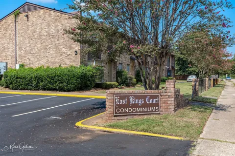 1820 E Kings Highway #42