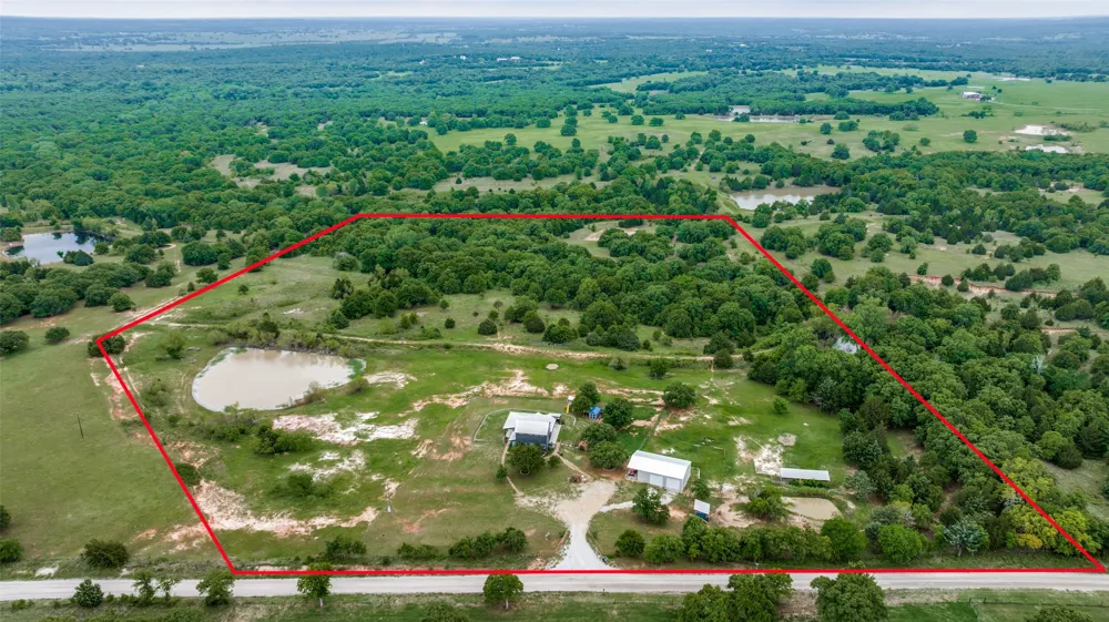 1458 Jim Harry Loop Sunset, TX 76270