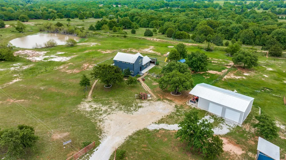1458 Jim Harry Loop Sunset, TX 76270