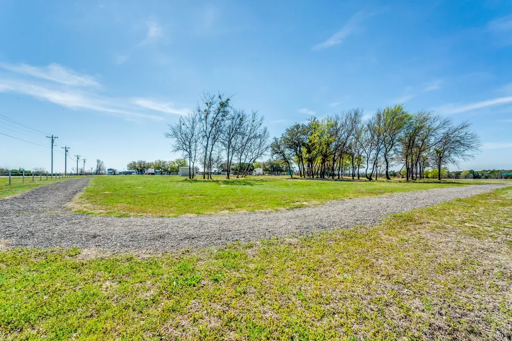 Compass Way Bluff Dale, TX 76433