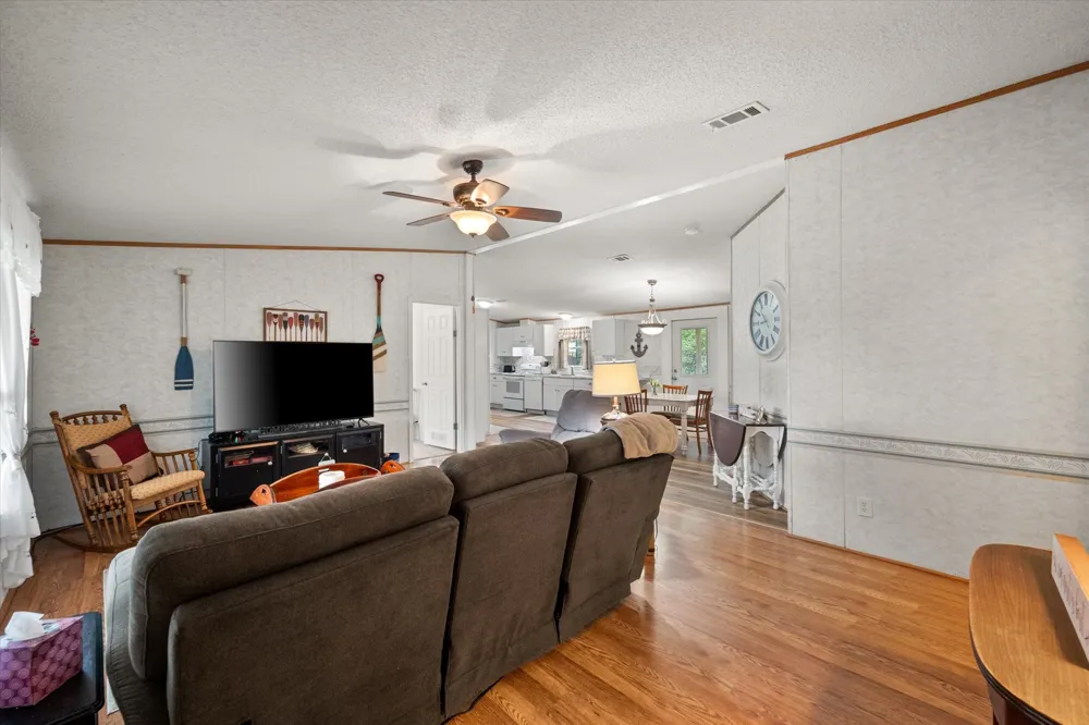 510 Nob Hill Lane Seven Points, TX 75143