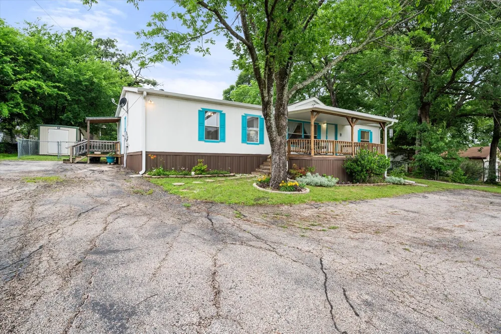 510 Nob Hill Lane Seven Points, TX 75143