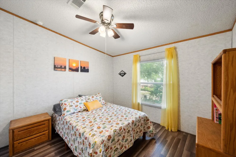 510 Nob Hill Lane Seven Points, TX 75143