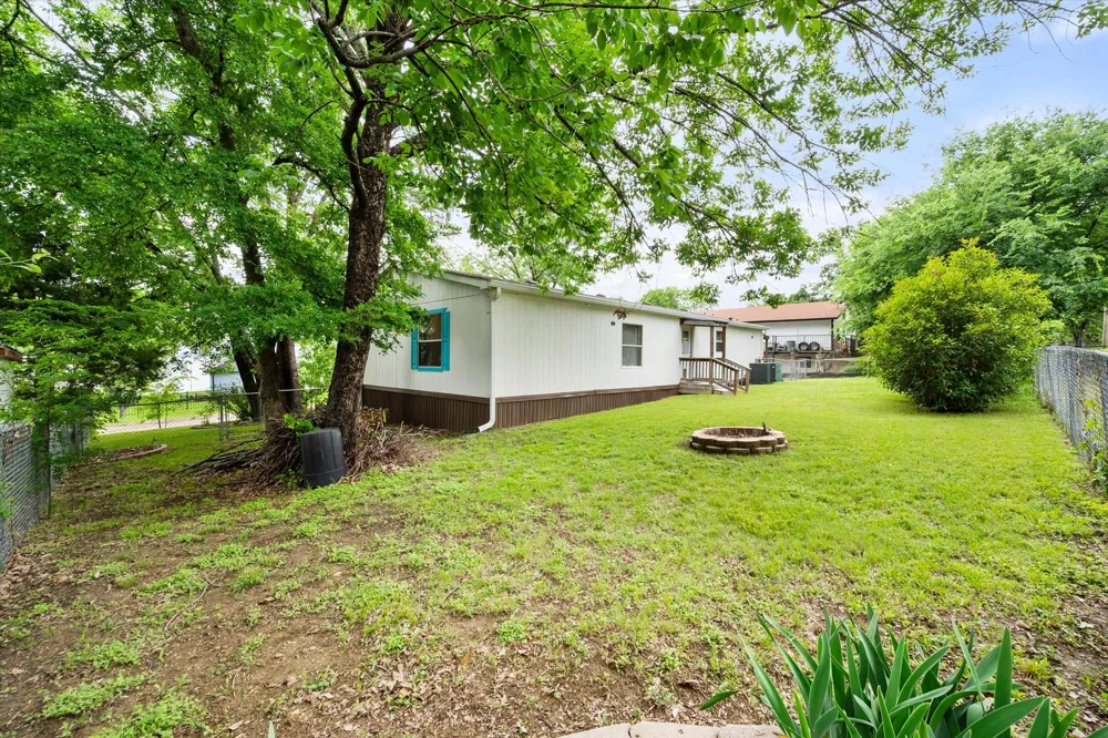 510 Nob Hill Lane Seven Points, TX 75143