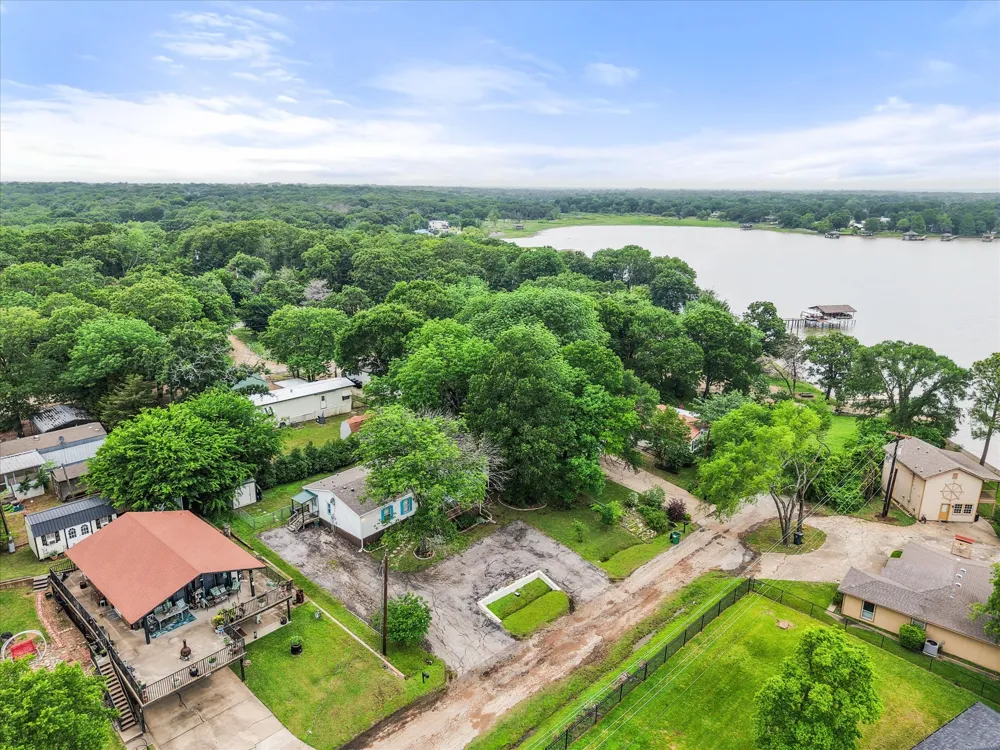 510 Nob Hill Lane Seven Points, TX 75143