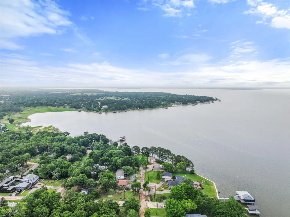 510 Nob Hill Lane Seven Points, TX 75143