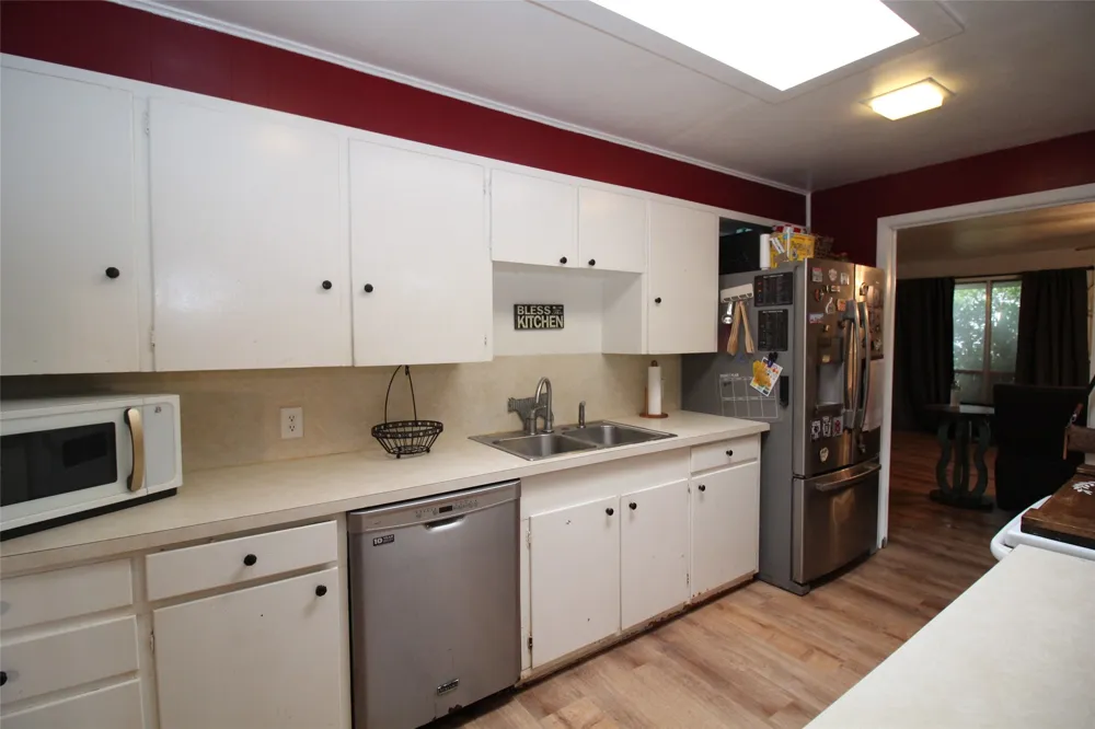 810 W Eden Street Munday, TX 76371