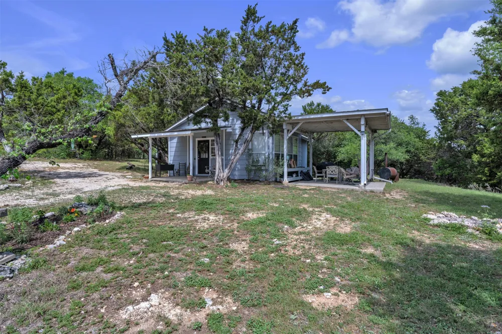 1037 County Road 1190 Kopperl, TX 76652