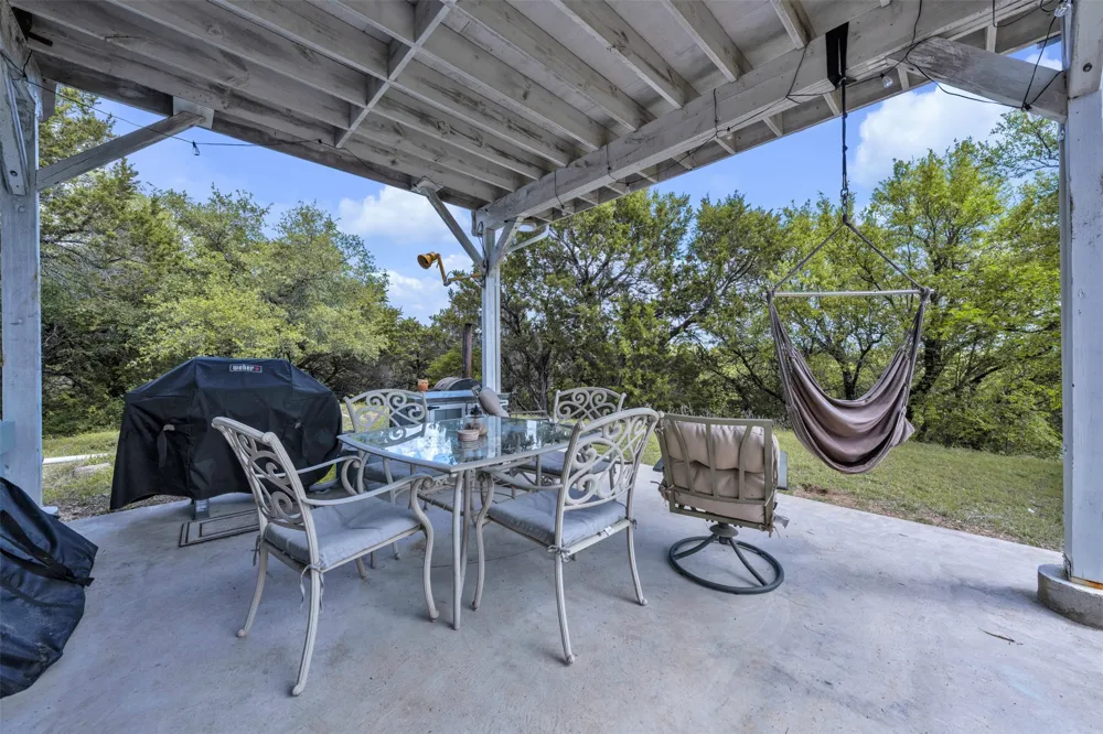 1037 County Road 1190 Kopperl, TX 76652