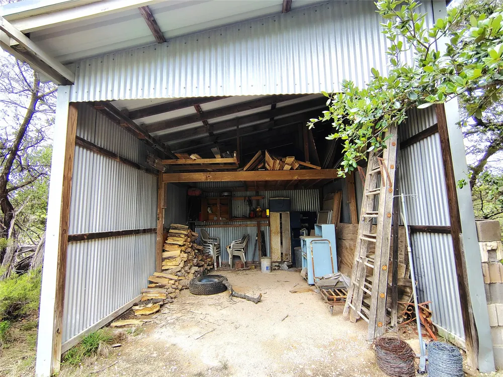 1037 County Road 1190 Kopperl, TX 76652