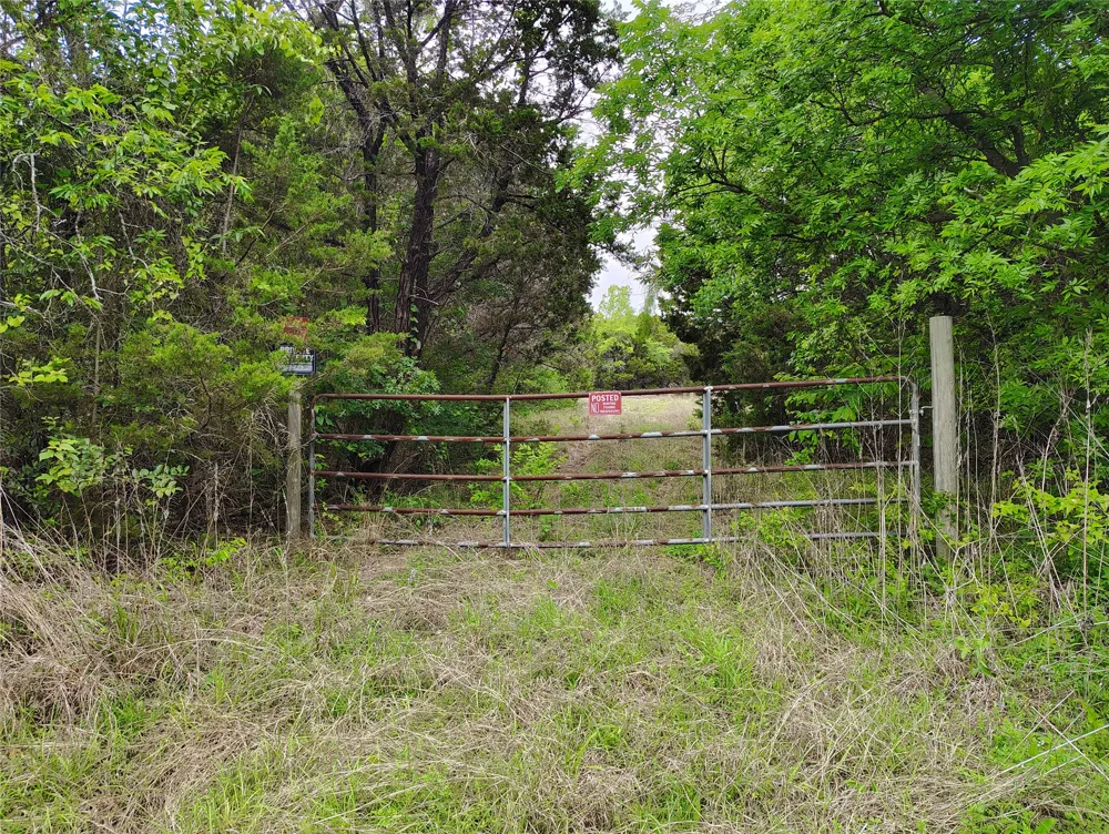 1037 County Road 1190 Kopperl, TX 76652