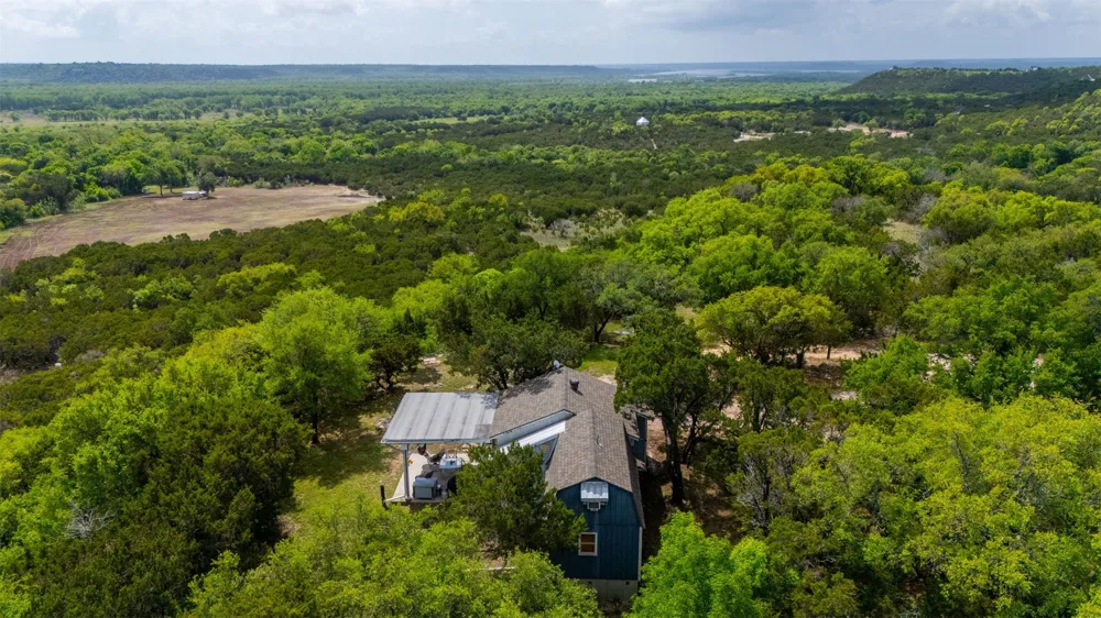 1037 County Road 1190 Kopperl, TX 76652
