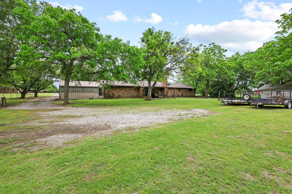 506 Fm 816 Wolfe City, TX 75496