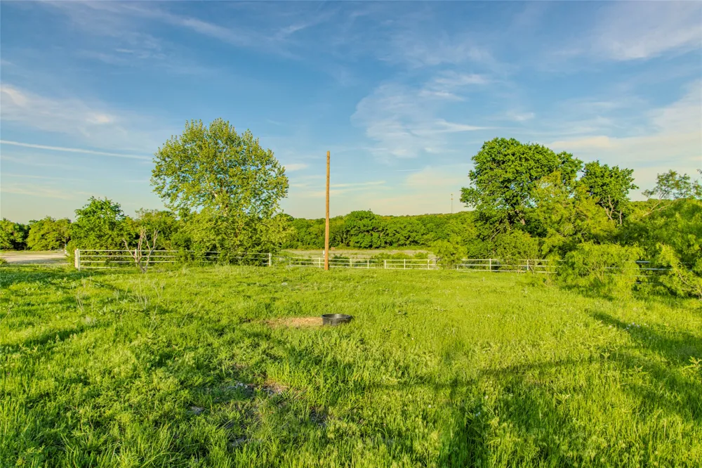 3790 HWY 287 Alvord, TX 76225