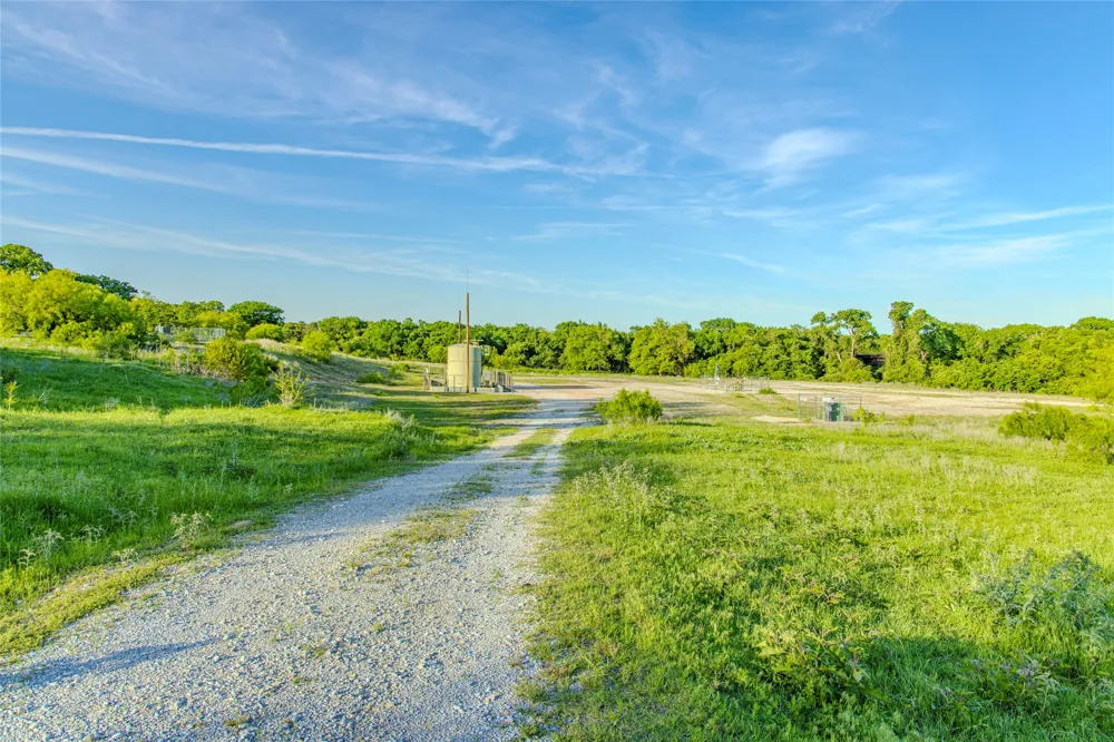 3790 HWY 287 Alvord, TX 76225