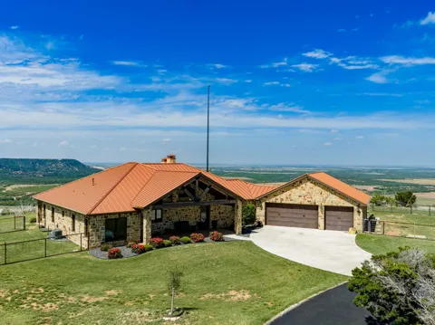 1032 Braune Road