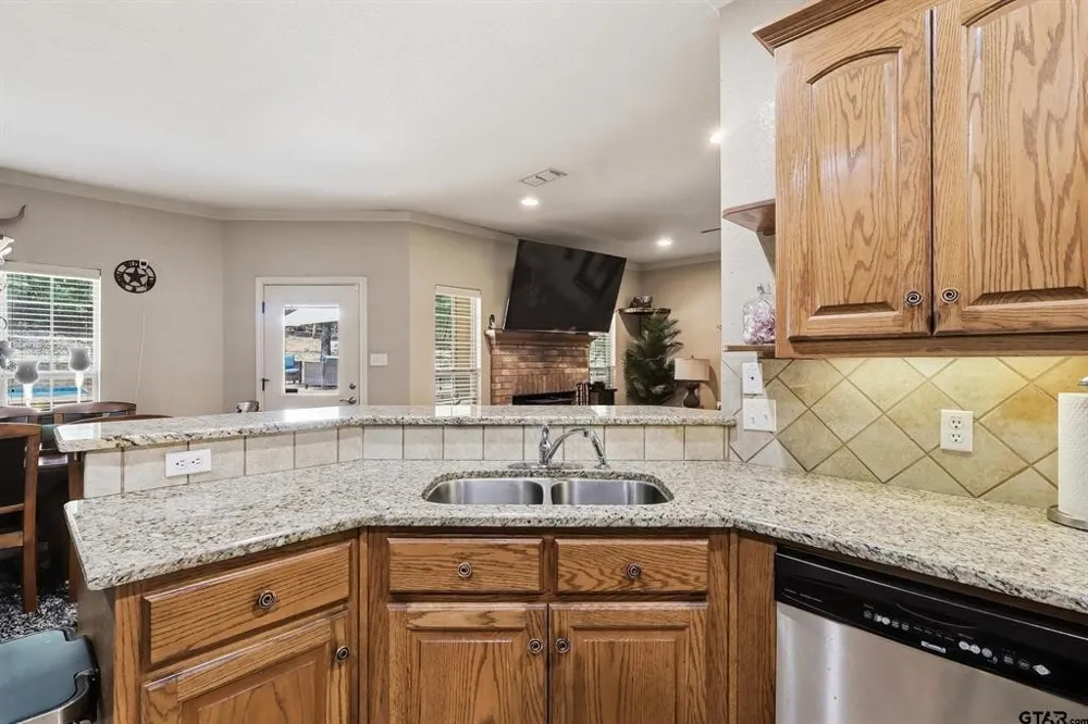 110 CR 2258 Mineola, TX 75773