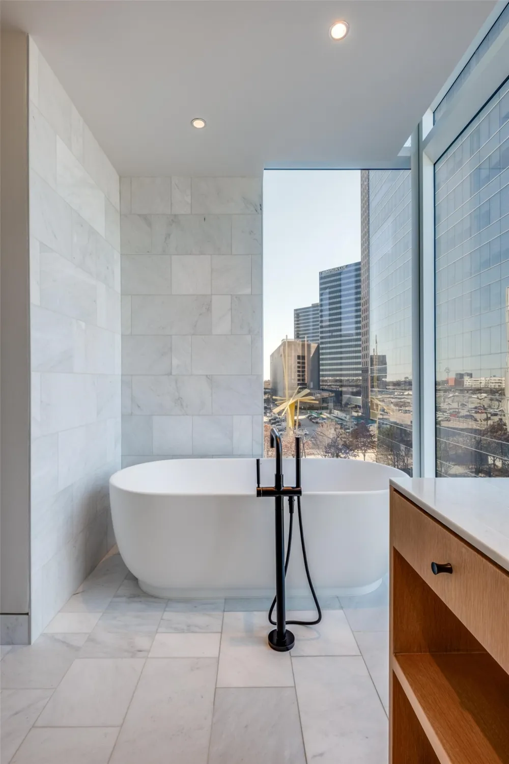 1747 Leonard Street #403 Dallas, TX 75201