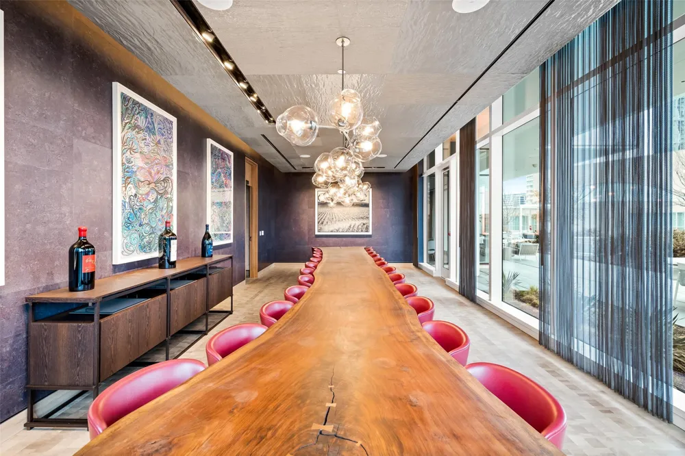 1747 Leonard Street #403 Dallas, TX 75201