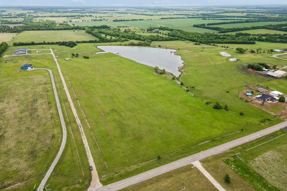 Fm 272 Leonard, TX 75452