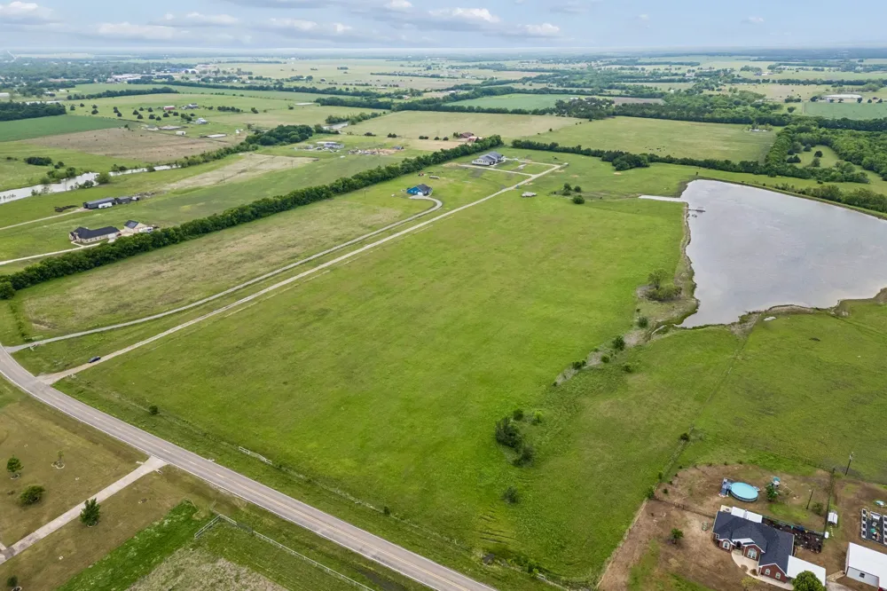 Fm 272 Leonard, TX 75452