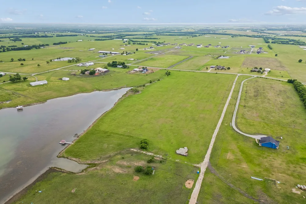 Fm 272 Leonard, TX 75452