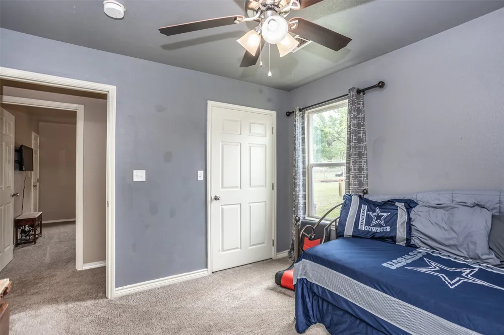 406 W Elm Street Collinsville, TX 76233
