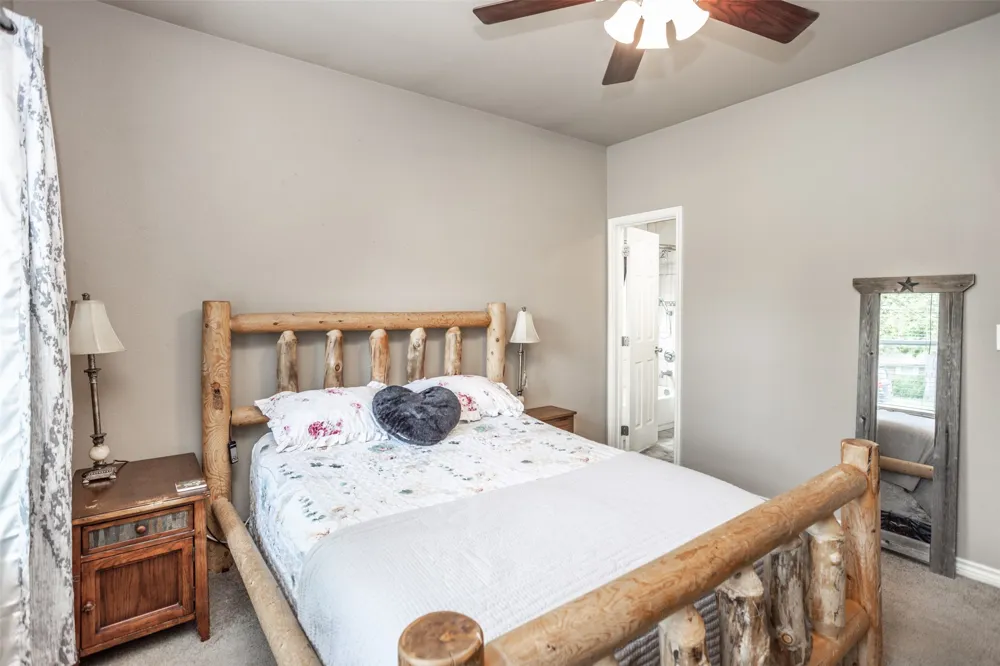 406 W Elm Street Collinsville, TX 76233