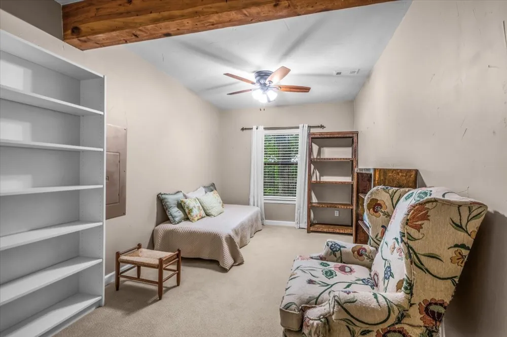 220 Annetta Willow Park, TX 76087