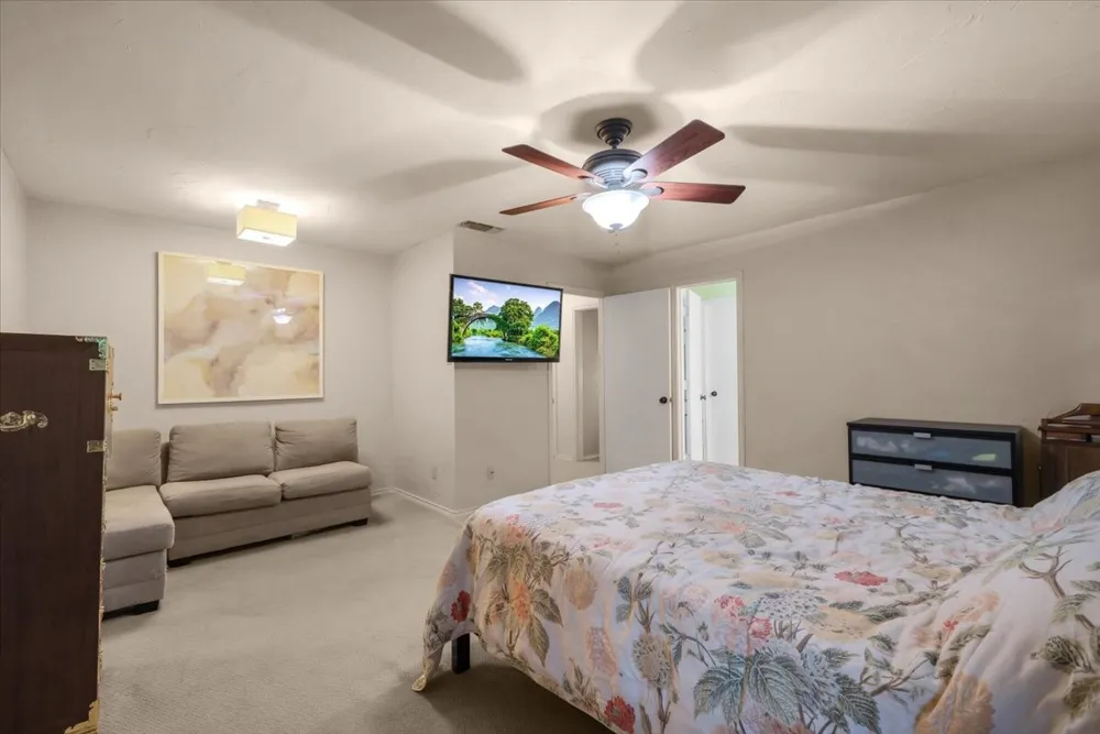 220 Annetta Willow Park, TX 76087